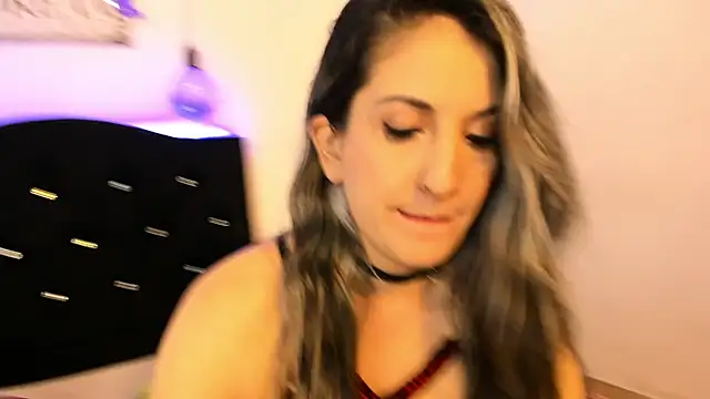 Vivi tits online show from January 31, 2025, 11:35 pm