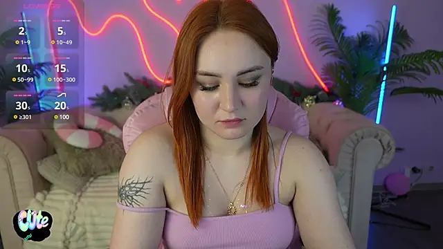 LovelyBell online show from February 6, 2025, 4:53 am