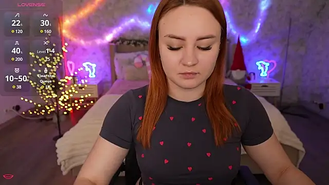 LovelyBell online show from January 27, 2025, 1:41 pm