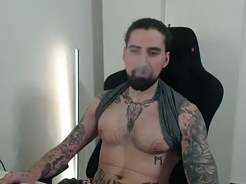 MateoHunk online show from May 14, 2026, 12:46 pm