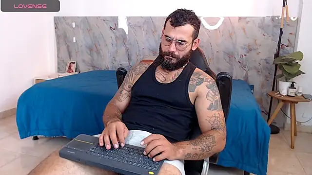 hanz col online show from December 15, 2025, 3:51 pm