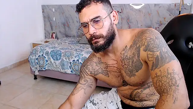 hanz col online show from November 24, 2025, 12:43 am