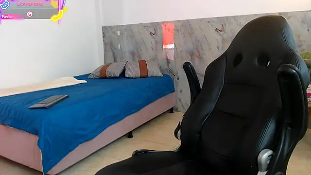 hanz col online show from October 28, 2025, 12:26 pm