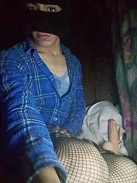 oKFemb0 online show from November 17, 2025, 9:46 am