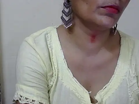 l l ish online show from September 28, 2025, 4:30 am