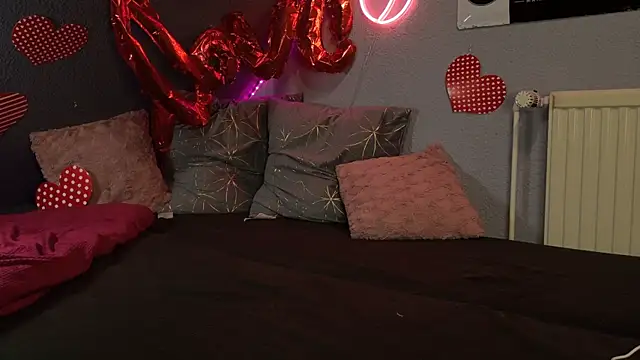 Lisa MarieX online show from February 9, 2025, 8:56 pm