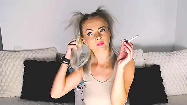 Aly girl1 online show from October 25, 2025, 11:42 am