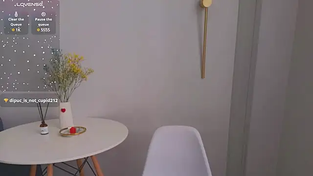 emili blanc online show from February 11, 2025, 5:37 am