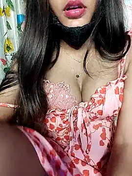 Reena Singh53 online show from February 22, 2025, 2:52 pm