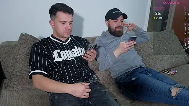 Snapshot of JohnnyStepBro chatting on October 22, 2025, 7:57 pm JohnnyStepBro online show from October 22, 2025, 7:57 pm