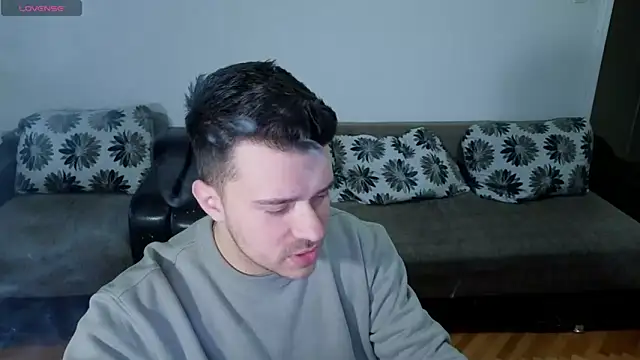 JohnnyStepBro online show from April 2, 2026, 1:51 pm