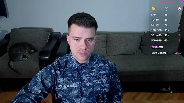 Snapshot of JohnnyStepBro chatting on November 1, 2025, 8:25 pm JohnnyStepBro online show from November 1, 2025, 8:25 pm