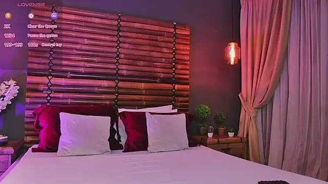 MadilynFox online show from March 31, 2026, 10:12 pm