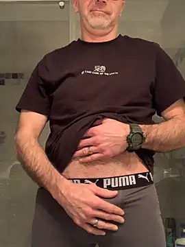 Snapshot of MaxVain chatting on January 21, 2025, 2:43 am MaxVain online show from January 21, 2025, 2:43 am