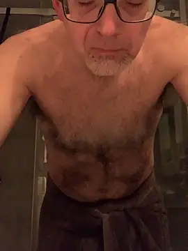 Snapshot of MaxVain chatting on December 10, 2024, 6:01 am MaxVain online show from December 10, 2024, 6:01 am