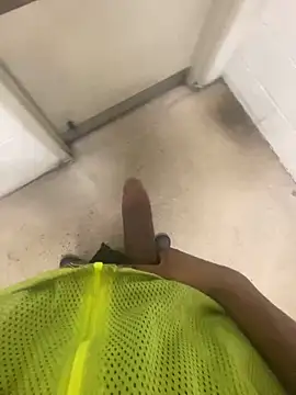 Snapshot of zeekBbc chatting on February 1, 2025, 11:27 pm zeekBbc online show from February 1, 2025, 11:27 pm