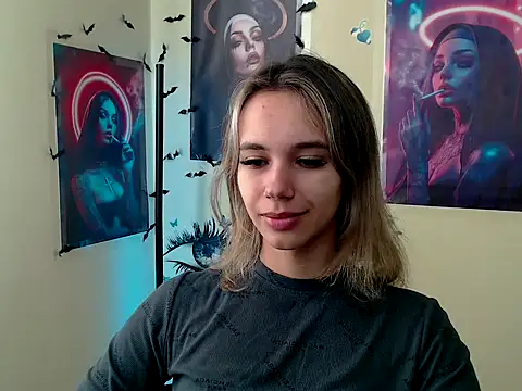  StAcY online show from September 20, 2025, 6:18 am