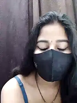 Lalisa sexy online show from April 7, 2026, 10:44 pm