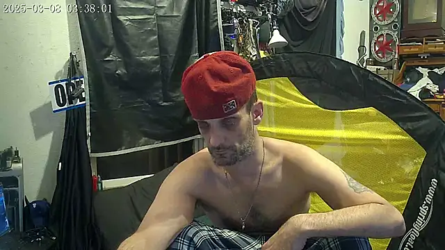 Snapshot of slinginbigD chatting on March 8, 2025, 9:39 am slinginbigD online show from March 8, 2025, 9:39 am