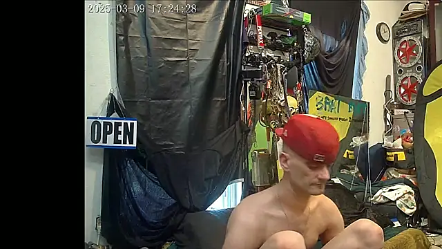 Snapshot of slinginbigD chatting on March 9, 2025, 11:25 pm slinginbigD online show from March 9, 2025, 11:25 pm