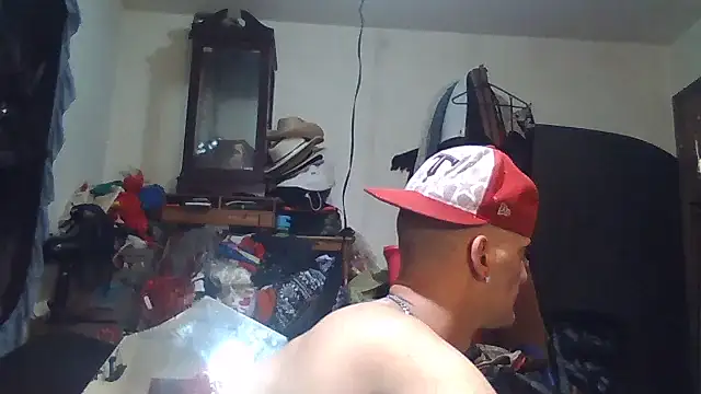 Snapshot of slinginbigD chatting on September 13, 2025, 7:03 pm slinginbigD online show from September 13, 2025, 7:03 pm