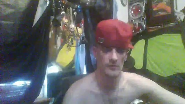 Snapshot of slinginbigD chatting on March 21, 2025, 7:24 pm slinginbigD online show from March 21, 2025, 7:24 pm