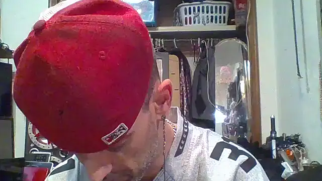 Snapshot of slinginbigD chatting on September 29, 2025, 4:41 am slinginbigD online show from September 29, 2025, 4:41 am