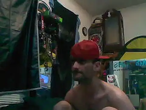 Snapshot of slinginbigD chatting on March 9, 2025, 6:28 am slinginbigD online show from March 9, 2025, 6:28 am