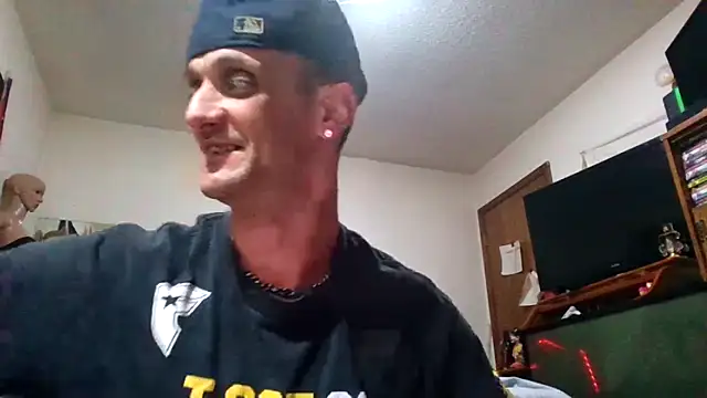 slinginbigD online show from May 7, 2026, 5:16 pm