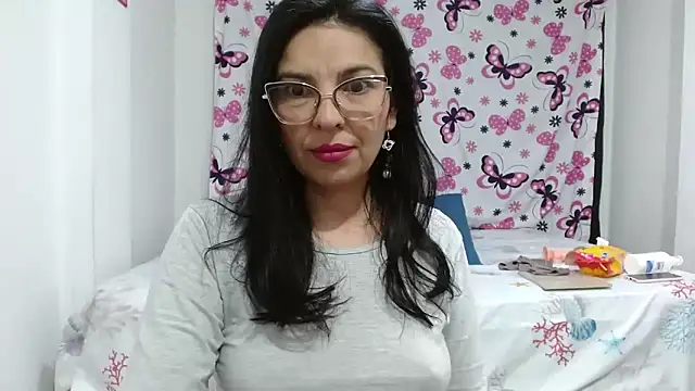 anybellucci43 online show from February 9, 2025, 9:37 am