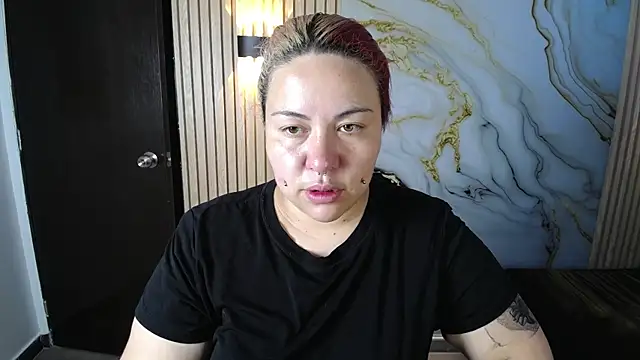 Snapshot of Bruja__Scarlata chatting on October 29, 2025, 10:03 am Bruja Scarlata online show from October 29, 2025, 10:03 am