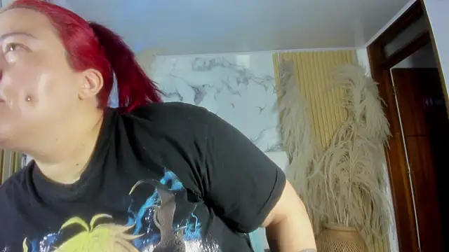 Snapshot of Bruja__Scarlata chatting on October 8, 2025, 10:06 am Bruja Scarlata online show from October 8, 2025, 10:06 am