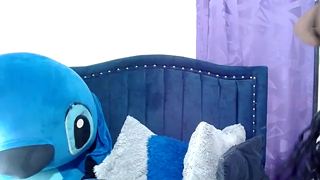 Snapshot of amathistalx chatting on March 11, 2025, 6:30 pm amathistalx online show from March 11, 2025, 6:30 pm