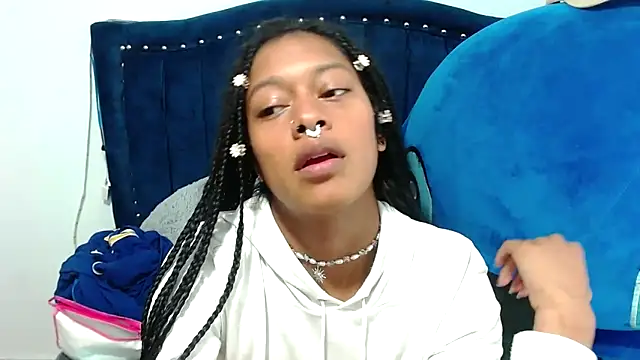 Snapshot of amathistalx chatting on March 19, 2025, 12:04 am amathistalx online show from March 19, 2025, 12:04 am