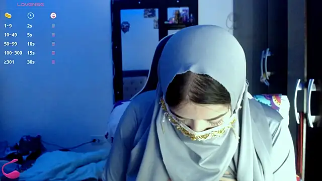 Snapshot of janna_isa chatting on September 24, 2025, 8:59 pm janna isa online show from September 24, 2025, 8:59 pm