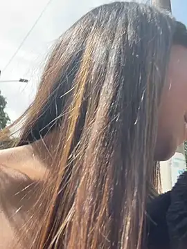 Snapshot of Nicolle_ds chatting on December 13, 2024, 4:27 pm Nicolle ds online show from December 13, 2024, 4:27 pm