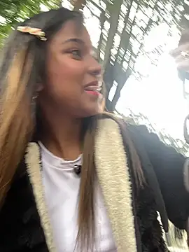 Snapshot of Nicolle_ds chatting on December 16, 2024, 8:26 pm Nicolle ds online show from December 16, 2024, 8:26 pm