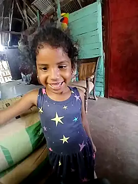 Snapshot of Nicolle_ds chatting on January 20, 2025, 5:27 pm Nicolle ds online show from January 20, 2025, 5:27 pm