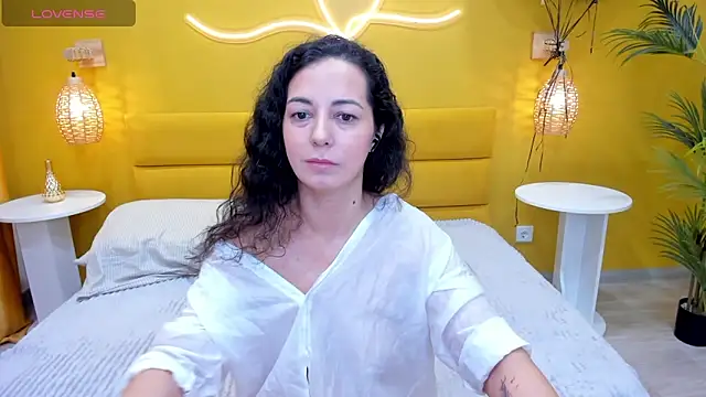 Linda Insatiable online show from February 2, 2025, 1:23 am