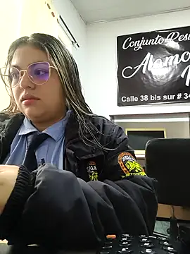 DULCE  26 online show from September 20, 2025, 12:10 pm