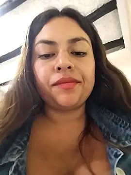 DULCE  26 online show from March 5, 2025, 3:18 pm