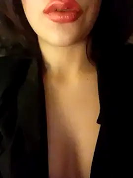 Snapshot of Katerina_Brownie chatting on December 9, 2024, 8:54 pm Katerina Brownie online show from December 9, 2024, 8:54 pm