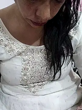 Urmila bhabhii online show from February 19, 2026, 4:20 am