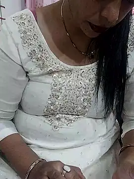 Urmila bhabhii online show from January 8, 2026, 4:40 am