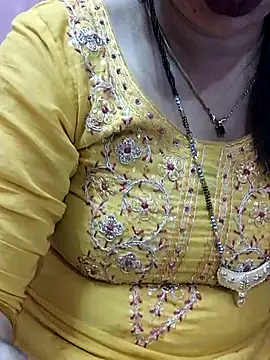 Urmila bhabhii online show from March 9, 2025, 4:22 pm