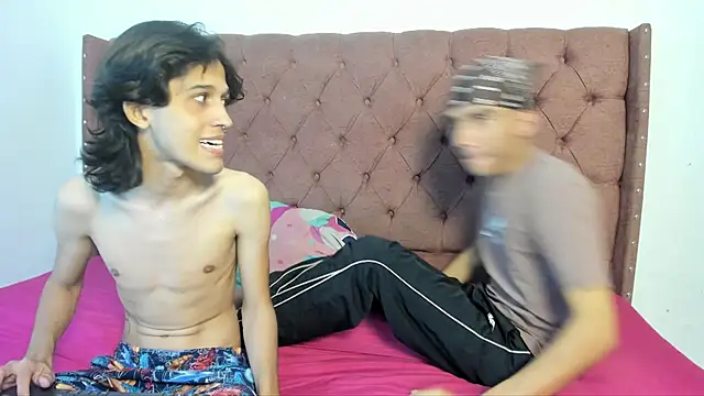 Snapshot of jony_honey chatting on December 2, 2025, 1:13 pm jony honey online show from December 2, 2025, 1:13 pm