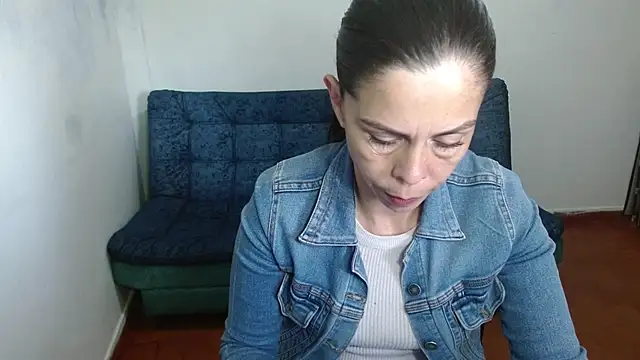 Marilyn xxxx online show from September 19, 2025, 6:34 pm