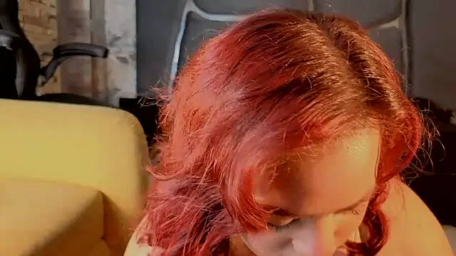 Snapshot of Estrella05_ chatting on October 23, 2025, 4:44 am Estrella05  online show from October 23, 2025, 4:44 am