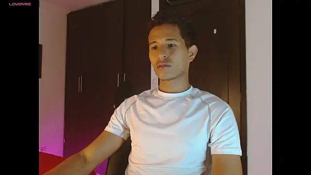 Snapshot of alessandro_wizard chatting on September 11, 2025, 3:45 pm alessandro wizard online show from September 11, 2025, 3:45 pm