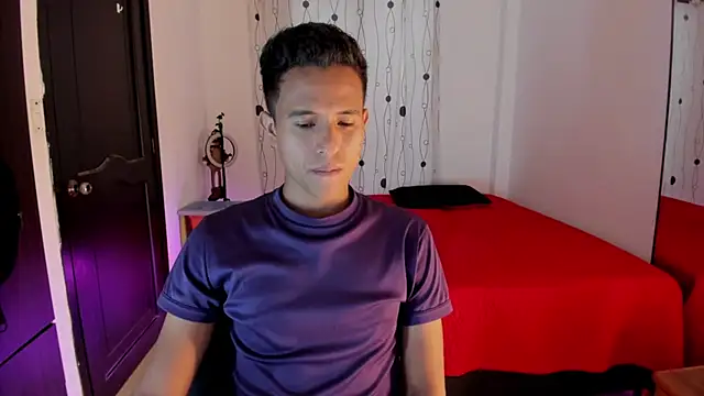 Snapshot of alessandro_wizard chatting on February 15, 2025, 8:56 pm alessandro wizard online show from February 15, 2025, 8:56 pm